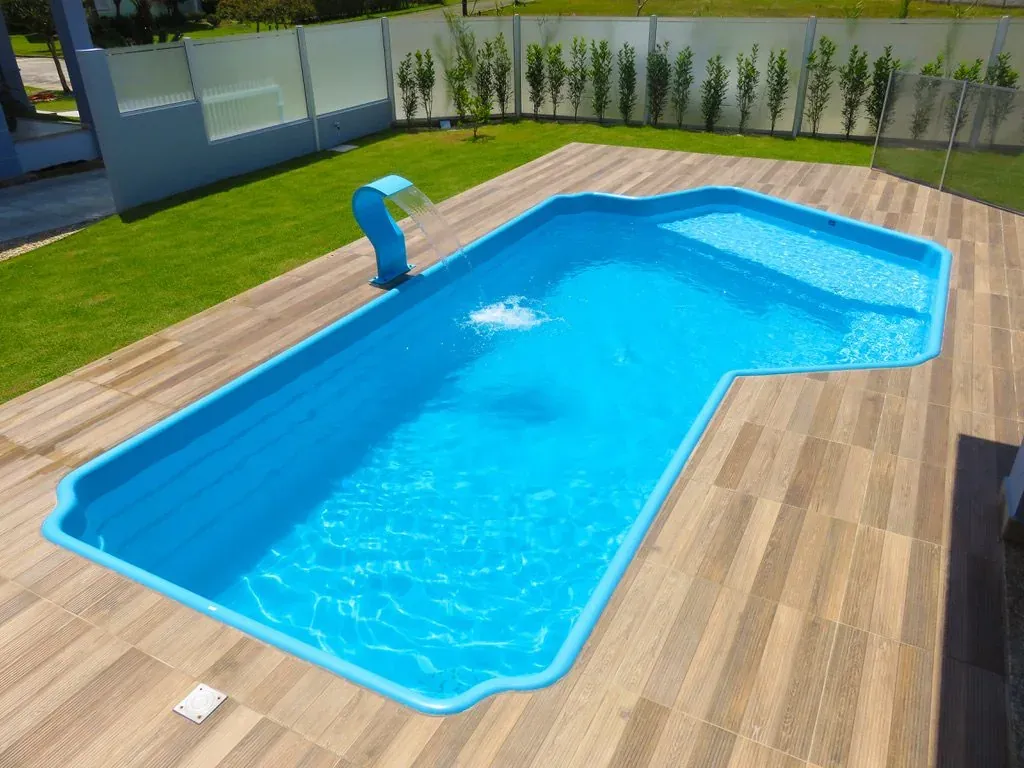 Piscina Praia Dourada — Fibratec
