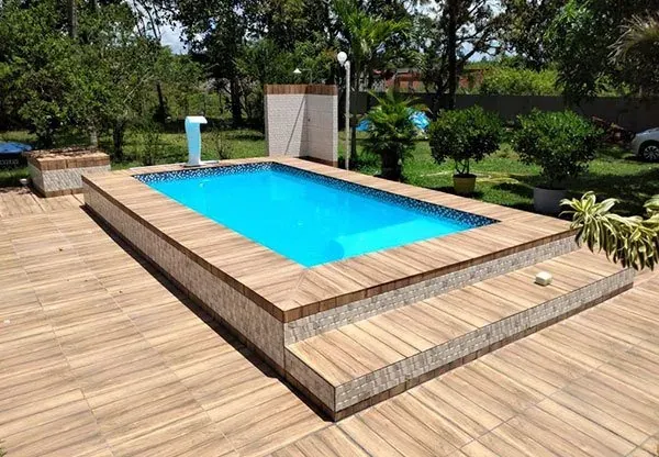 Piscina Star — Happy